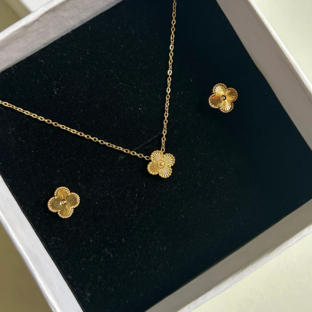 Clover Set Earrings and Necklace - 18K Gold Plated