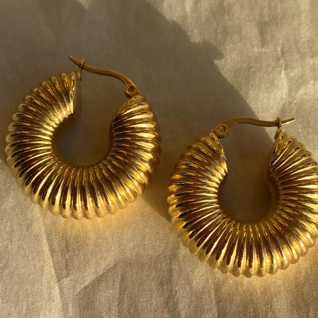 18K Gold Plated Chunky Hoop Earrings.