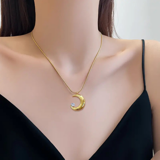 18K Zircon Inlay Chunky Moon Necklace